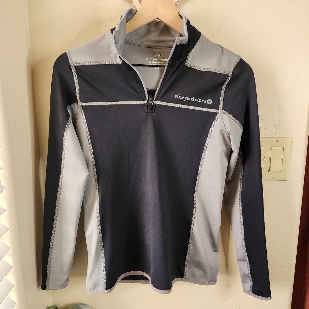 Vineyard Vines Performance Pullover | Black And G… - image 1